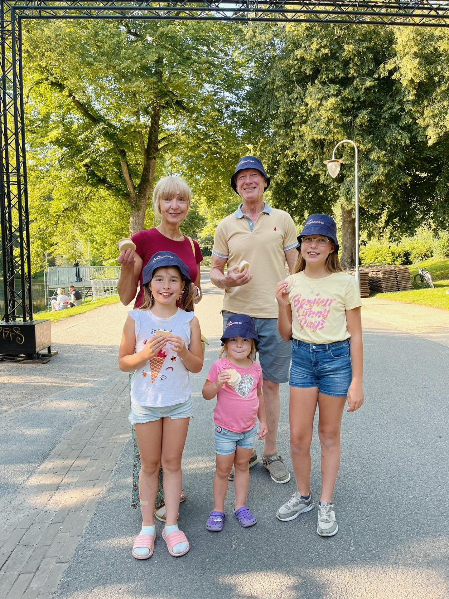 cf6555d3-ba72-4e89-9b72-6d4f754ede13_convert